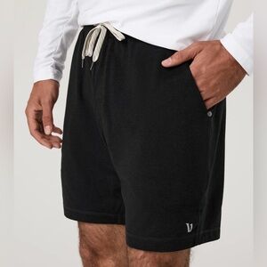 🎉NWOT Vuori Men's Black Ponto Performance Shorts!